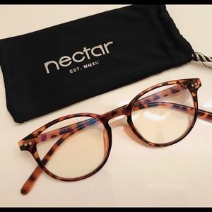 Blue light blocking glasses